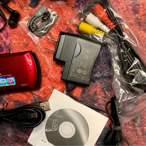 💜 Red Vivitar Full HD Camcorder NWOT - Picture 9 of 15